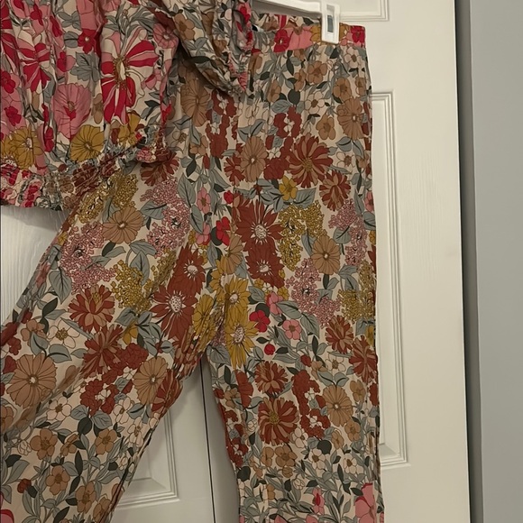 Floral Matching Set - Picture 4 of 8